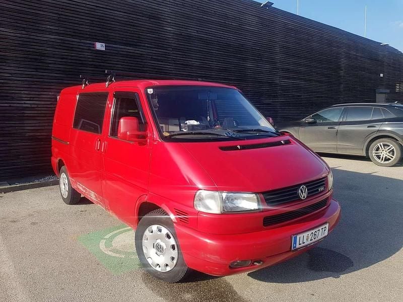 Gebraucht VW T4 102 PS (75 kW) 1998 Rot Van