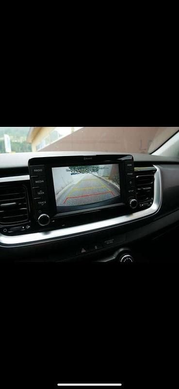 Gebraucht Kia Stonic Silver 83 PS (61 kW) 2019 SUV