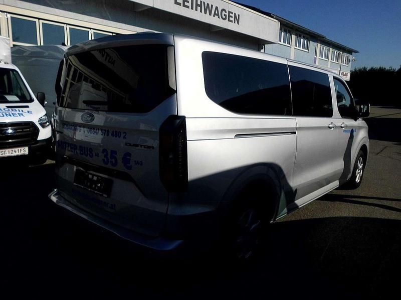 Gebraucht Ford Transit Custom Limited 170 PS (125 kW) 2025 Silber Kombi