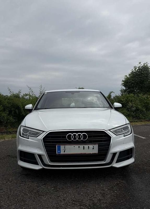 Gebraucht Audi A3 S-Line 116 PS (85 kW) 2016 Weiß Coupé