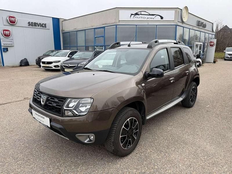 Braun Gebraucht 2017 Dacia Duster Black Shadow SUV | € 13.500 (Guter Preis) - Bild 1/4