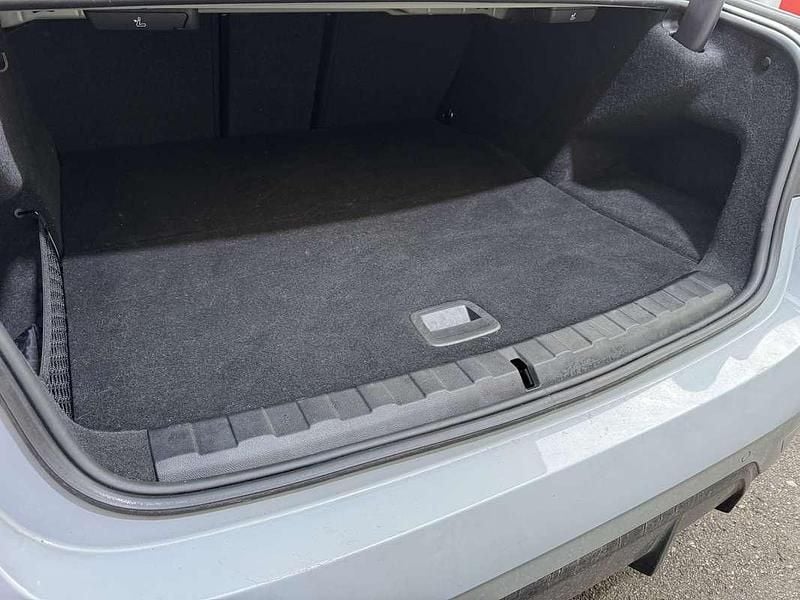 Gebraucht BMW 330e M Sport 292 PS (214 kW) 2024 Grau Limousine