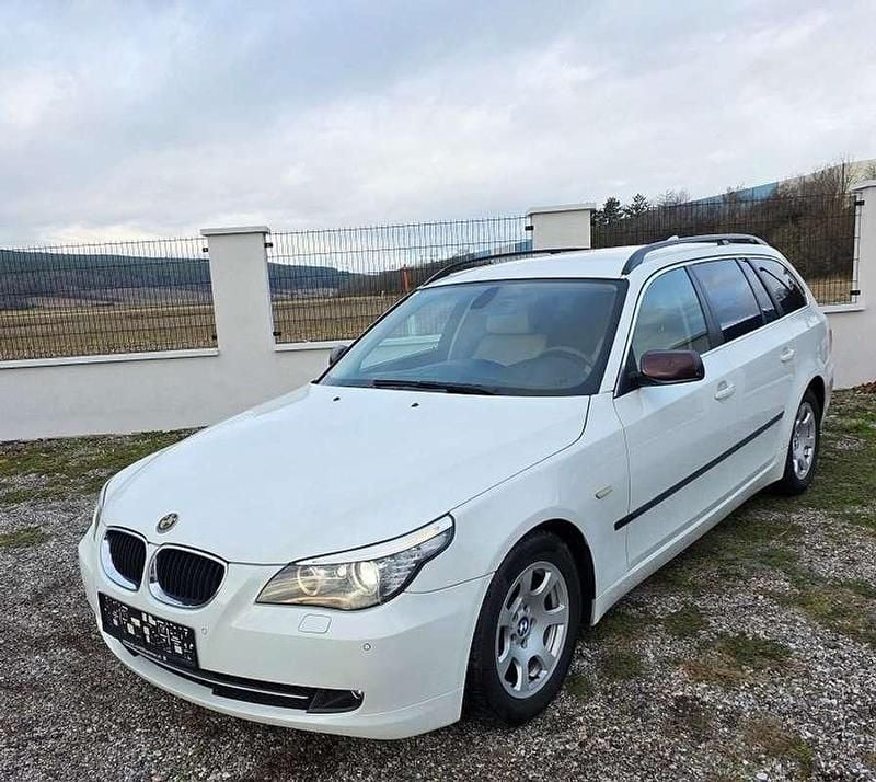 Weiß Gebraucht 2008 BMW 520 Kombi | € 4.950 (Superpreis) - Bild 1/4