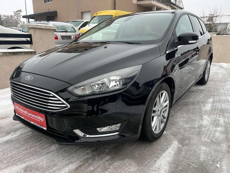 Gebraucht Ford Focus Titanium 101 PS (74 kW) 2018 Schwarz Kombi
