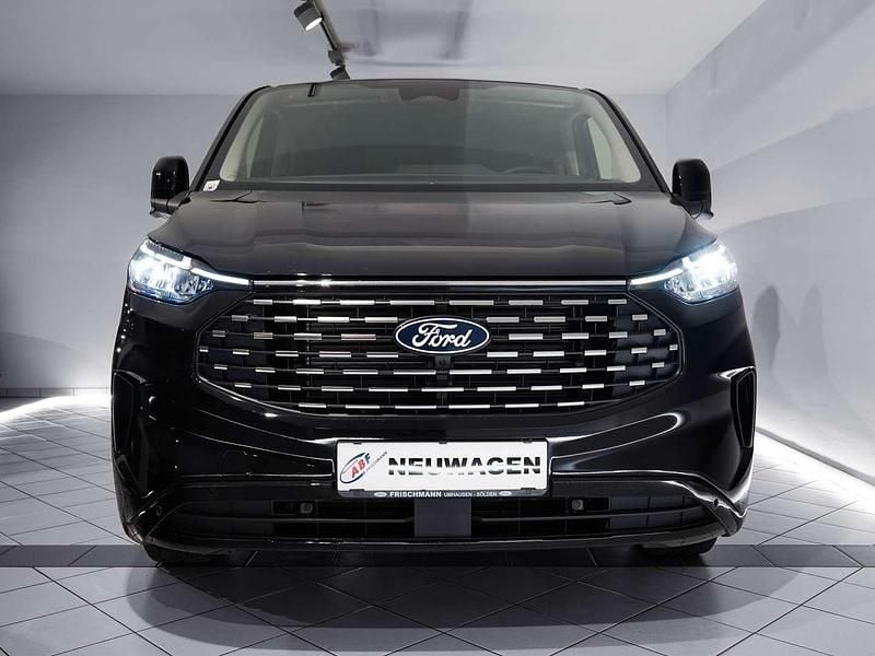 Gebraucht Ford Tourneo Custom Titanium X 170 PS (125 kW) 2025 Schwarz Van