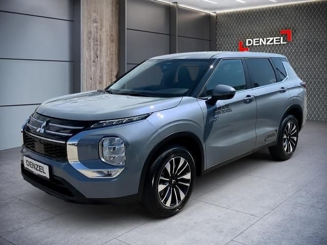Moonstone grau (m) Gebraucht 2025 Mitsubishi Outlander P-HEV Invite SUV | € 48.490 - Bild 1/4