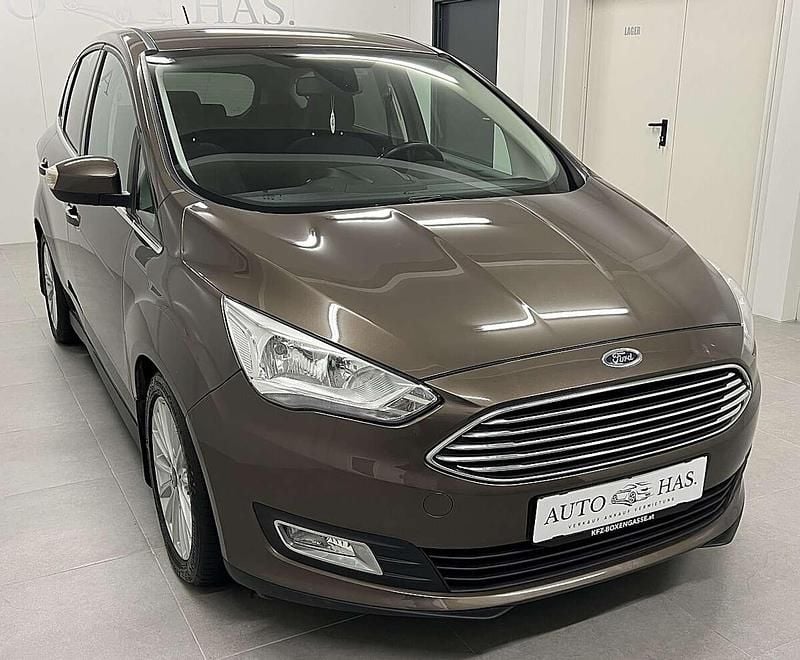 Gebraucht Ford C-MAX Titanium 125 PS (91 kW) 2017 Braun Van / Kleinbus