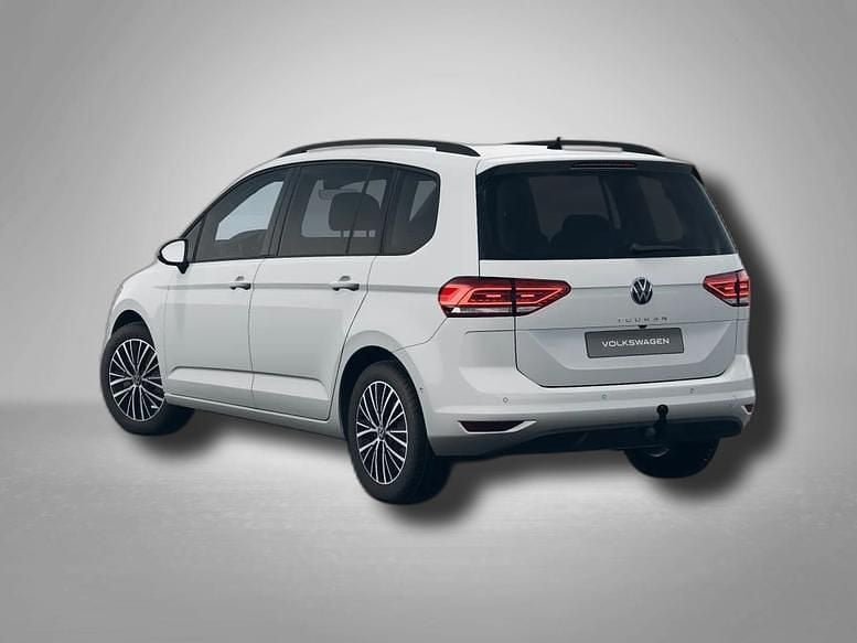 Neu VW Touran Life 150 PS (110 kW) 2026 Van / Kleinbus