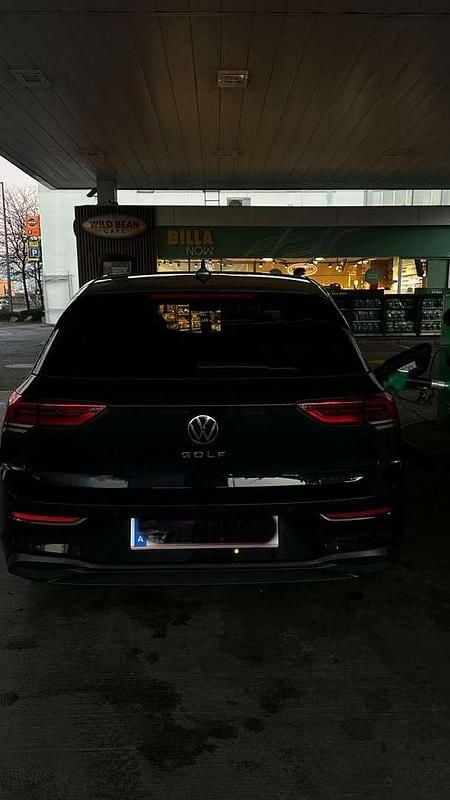 Gebraucht VW Golf VIII 150 PS (110 kW) 2022 Limousine
