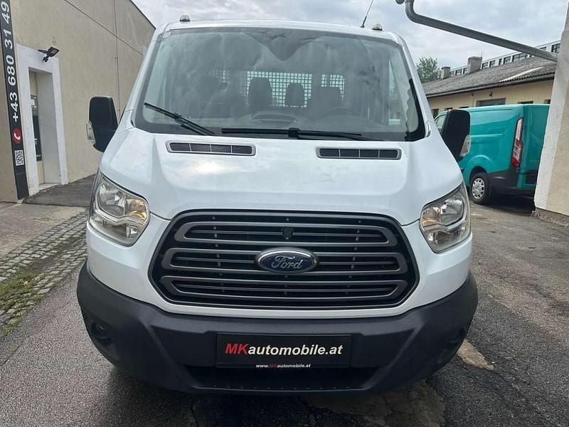 Gebraucht Ford Transit Trend 131 PS (96 kW) 2019 Weiß Van