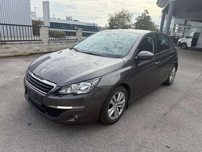 Braun Gebraucht 2014 Peugeot 308 Active Kleinwagen | € 4.500 (Fairer Preis) - Bild 1/4