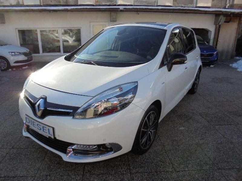Weiß Gebraucht 2013 Renault Scénic Bose Edition Van / Kleinbus | € 6.990 (Fairer Preis) - Bild 1/4