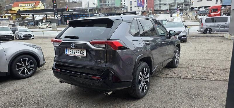 Gebraucht Toyota RAV4 Hybrid Active 306 PS (225 kW) 2026 SUV