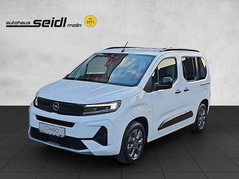 Neu Opel Combo 131 PS (96 kW) 2026 Kombi