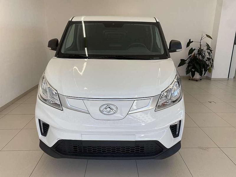 Gebraucht Maxus eDeliver 3 89 kW (122 PS) 2025 Weiß Van