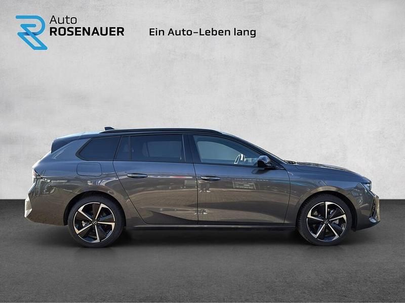 Neu Opel Astra 131 PS (96 kW) 2025 Grau Kombi