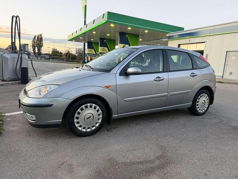 Gebraucht Ford Focus Ghia 116 PS (85 kW) 2003 Limousine