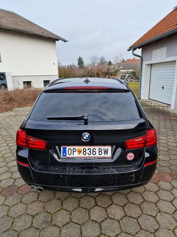 Gebraucht BMW 530 258 PS (189 kW) 2012 Schwarz Kombi