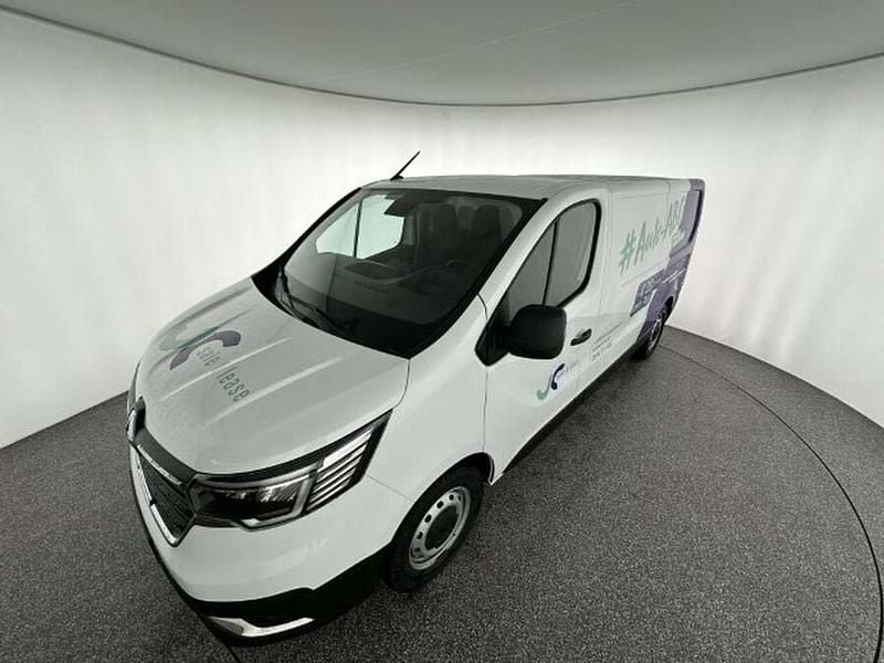 Gebraucht Renault Trafic Komfort 131 PS (96 kW) 2023 Weiß Van / Kleinbus