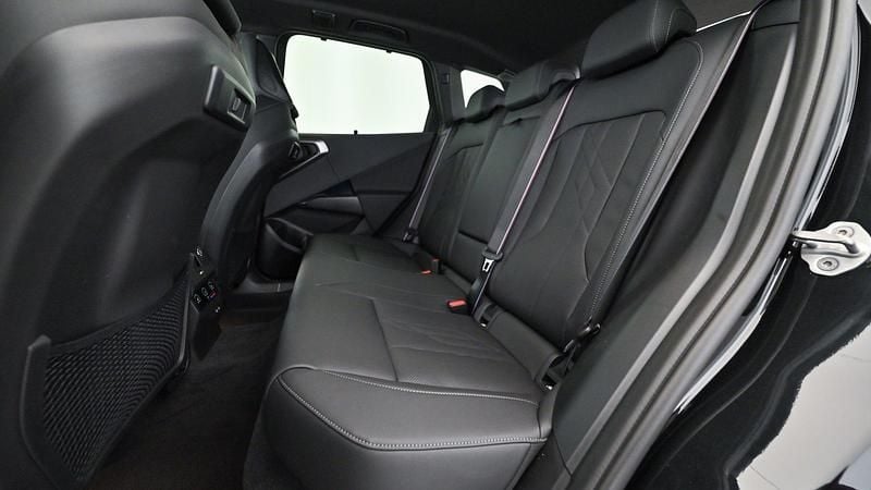 Gebraucht BMW iX3 139 kW (190 PS) 2024 Schwarz SUV
