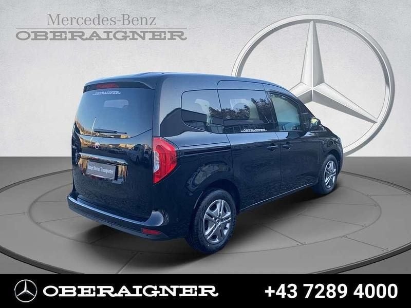 Gebraucht Mercedes T180 Style 116 PS (85 kW) 2022 Schwarz Van / Kleinbus