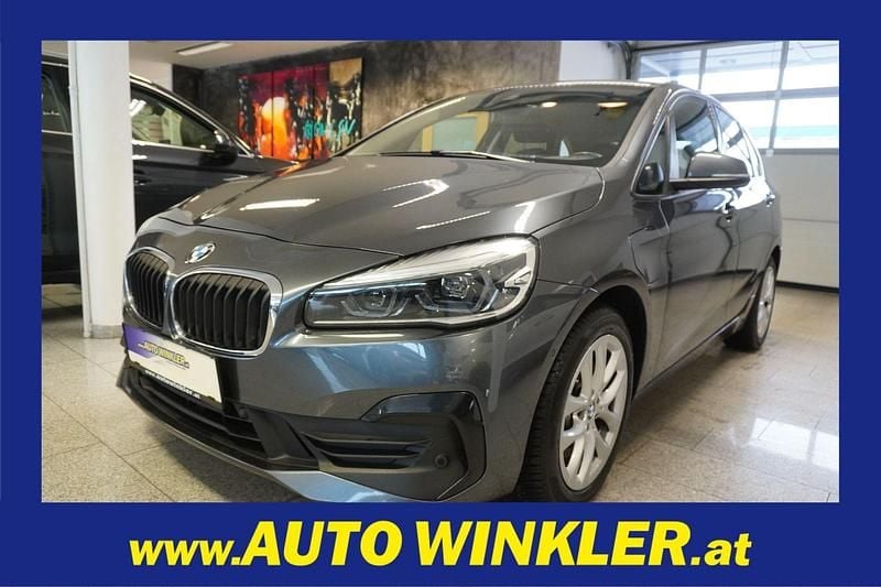 Grau Gebraucht 2021 BMW 225 iPerformance Kombi | € 14.880 (Superpreis) - Bild 1/4