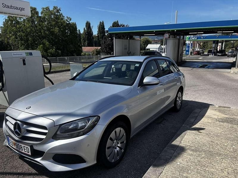 Gebraucht Mercedes C180 116 PS (85 kW) 2015 Kombi