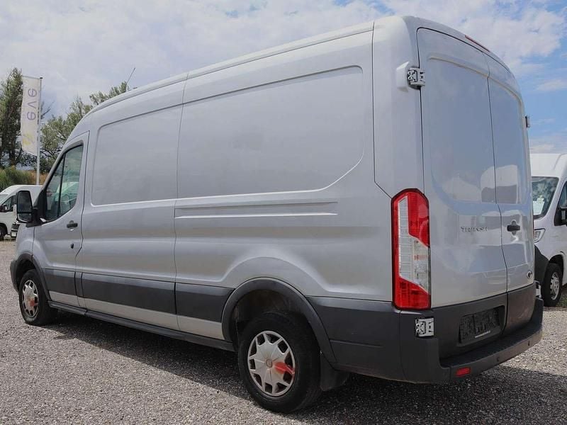 Gebraucht Ford Transit 105 PS (77 kW) 2018 Silber Van