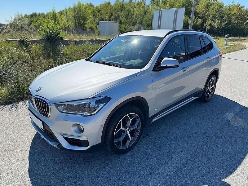 Silber Gebraucht 2019 BMW X1 Sport Line SUV | € 19.000 (Guter Preis) - Bild 1/4