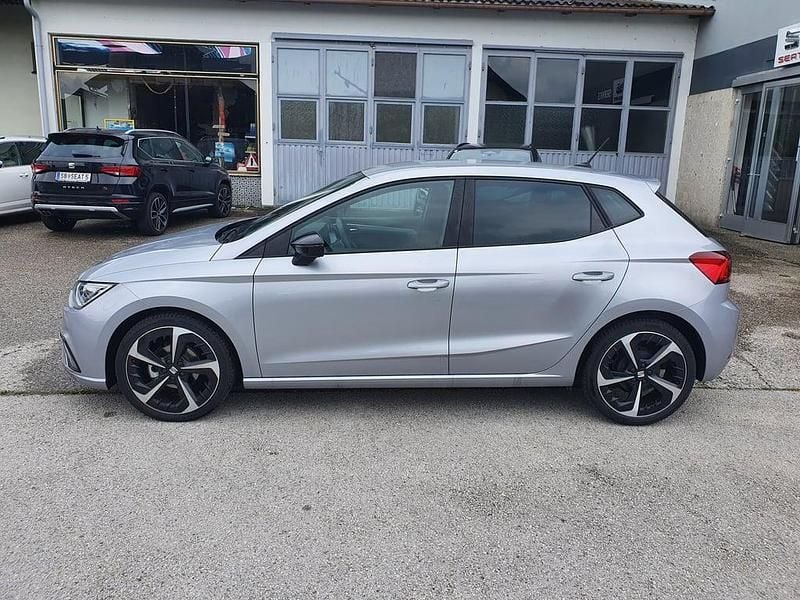 Gebraucht Seat Ibiza FR 95 PS (69 kW) 2025 Silber  metallic Kleinwagen