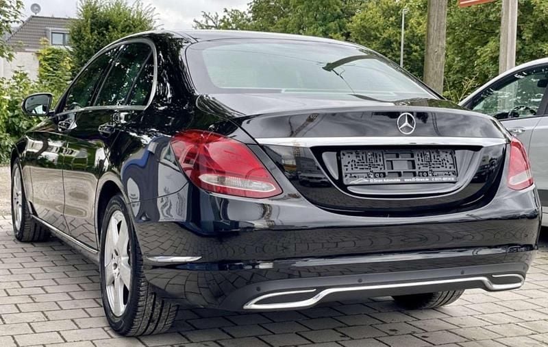 Gebraucht Mercedes C180 Avantgarde 156 PS (114 kW) 2014 Limousine