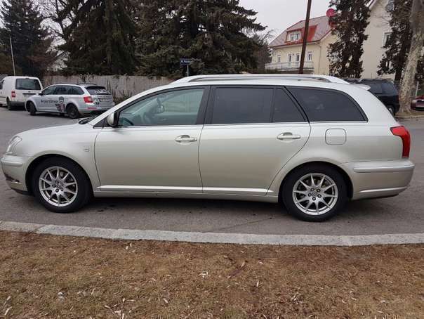 Verkauft Toyota Avensis T25 Kombi, gebraucht 2004, 150.000