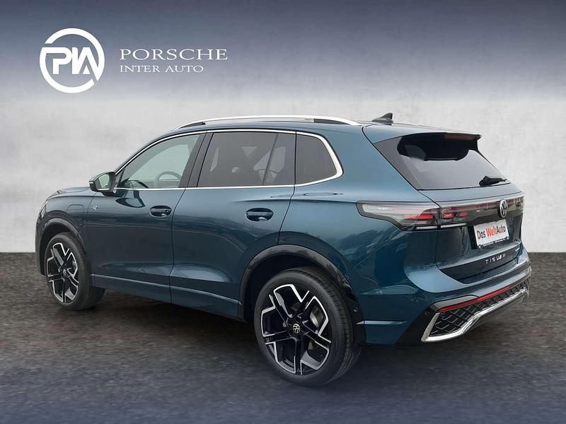 Gebraucht VW Tiguan Sport 204 PS (150 kW) 2025 Dunkelblau  metallic SUV