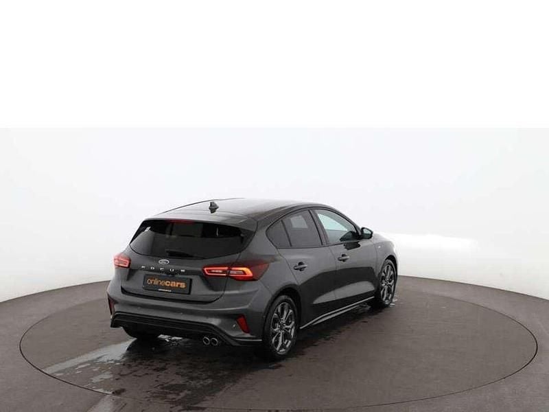 Gebraucht Ford Focus ST-Line X 120 PS (88 kW) 2022 Grau Limousine