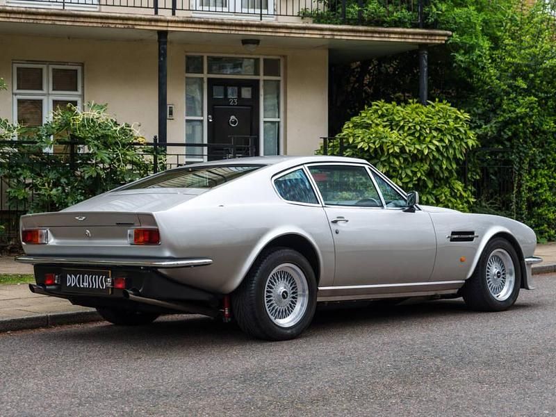 Gebraucht Aston Martin V8 Vantage 438 PS (322 kW) 1987 Silber Coupé