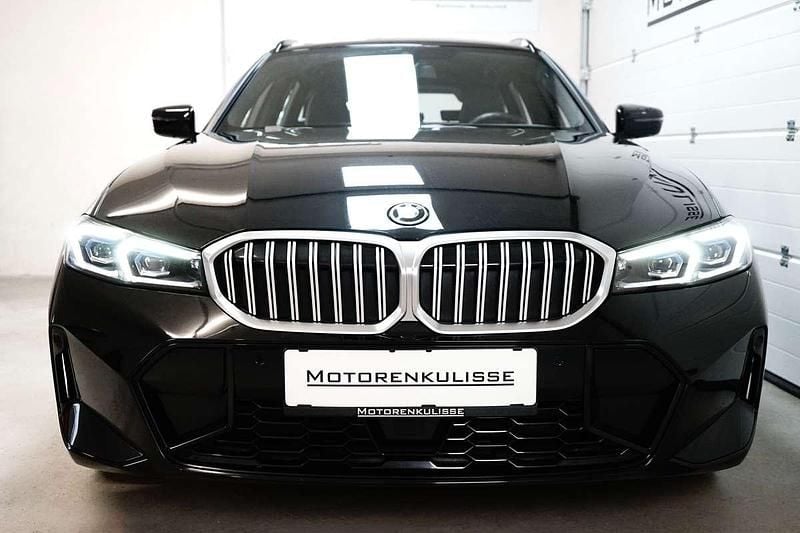 Gebraucht BMW 320e M Sport 204 PS (150 kW) 2022 Schwarz Kombi
