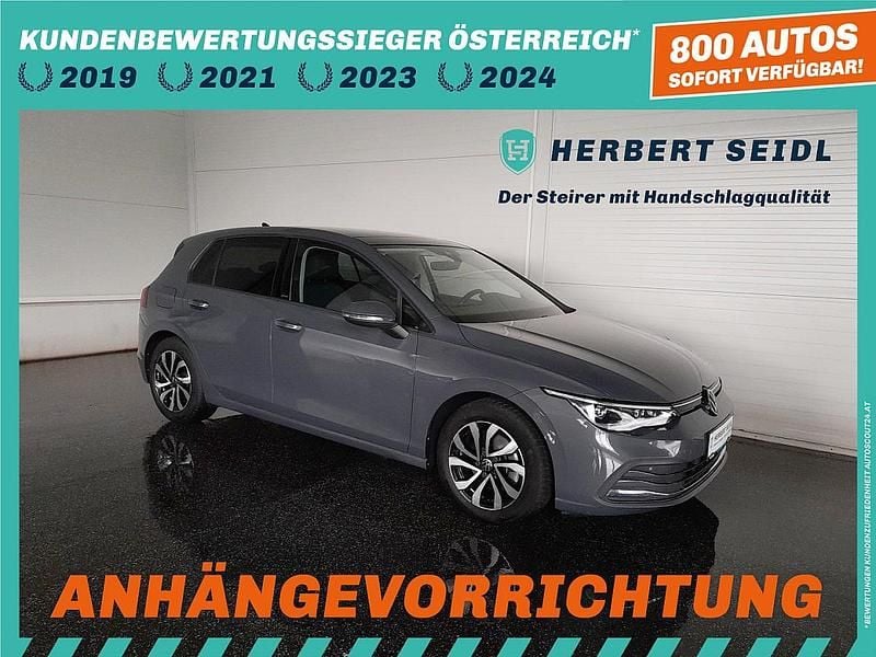 Grau Gebraucht 2022 VW Golf VIII Active Limousine | € 26.480 (Fairer Preis) - Bild 1/4