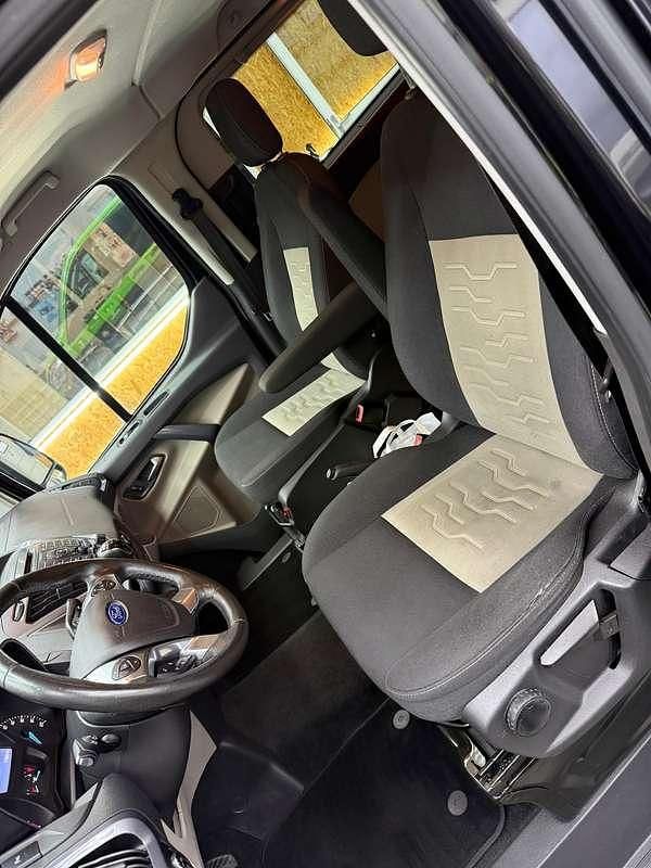 Gebraucht Ford Tourneo Titanium 170 PS (125 kW) 2017 Schwarz Van / Kleinbus