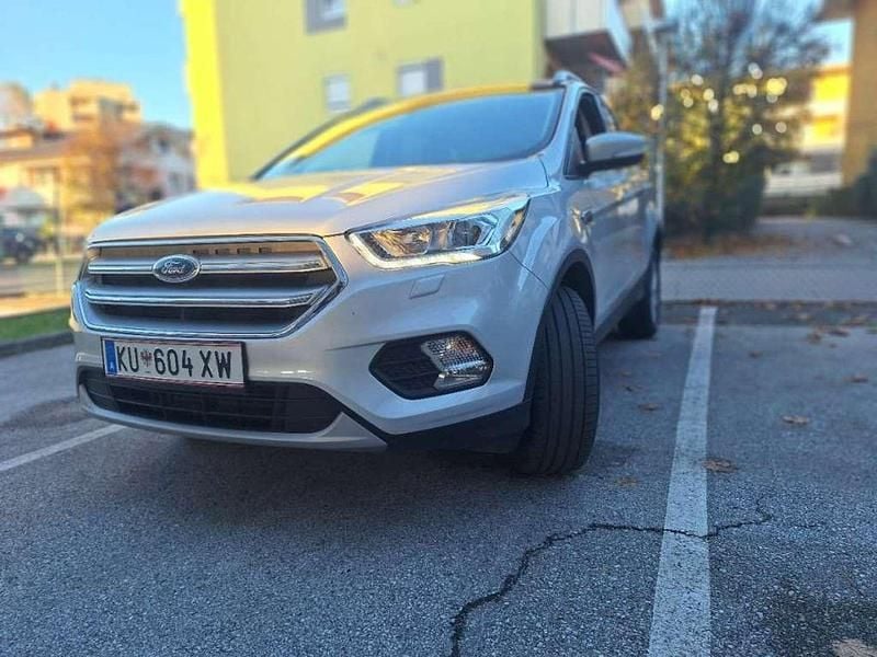 Gebraucht Ford Kuga Titanium 120 PS (88 kW) 2017 SUV