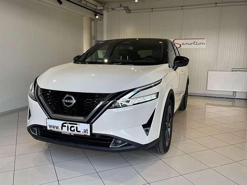 Gebraucht Nissan Qashqai Tekna 158 PS (116 kW) 2023 Schwarz SUV