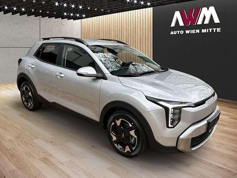 Silber Neu 2025 Kia Stonic Silver SUV | € 24.790 (Fairer Preis) - Bild 1/4