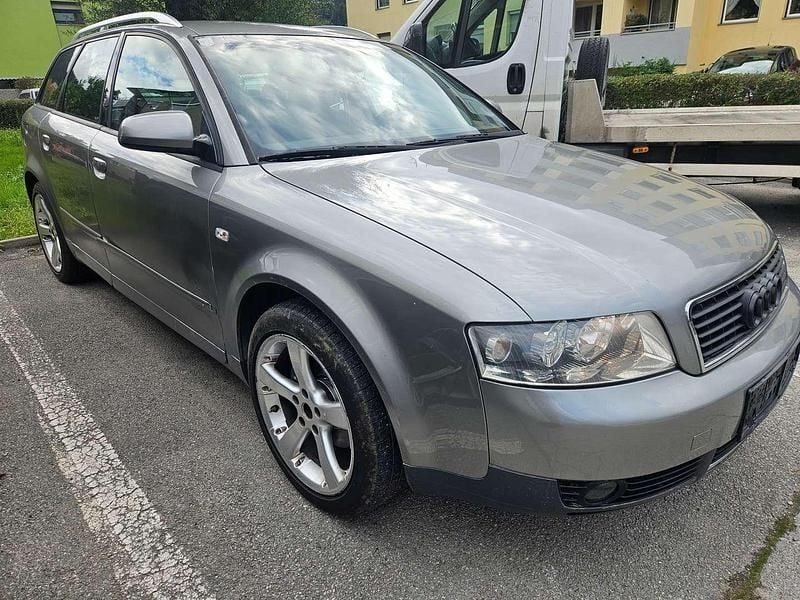 Gebraucht Audi A4 131 PS (96 kW) 2003 Grau Kombi