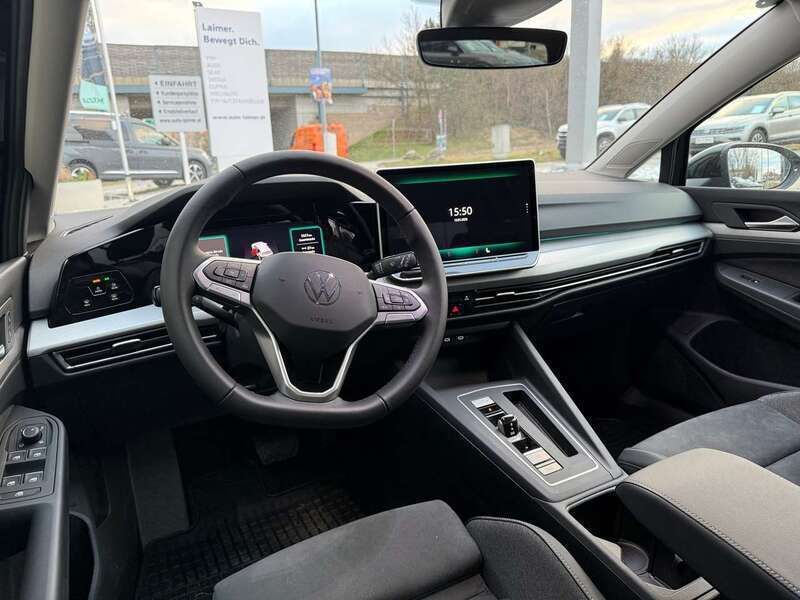 Gebraucht VW Golf VIII Life 116 PS (85 kW) 2024 Schwarz  metallic Kombi