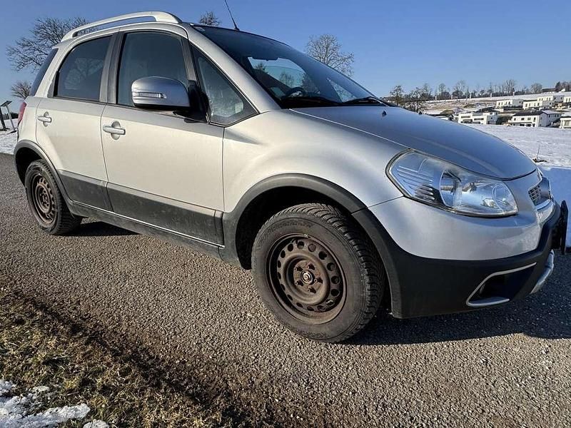 Gebraucht Fiat Sedici Dynamic 135 PS (99 kW) 2013 SUV