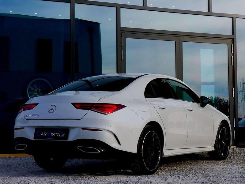 Gebraucht Mercedes CLA250e AMG line 218 PS (160 kW) 2022 Silber Limousine