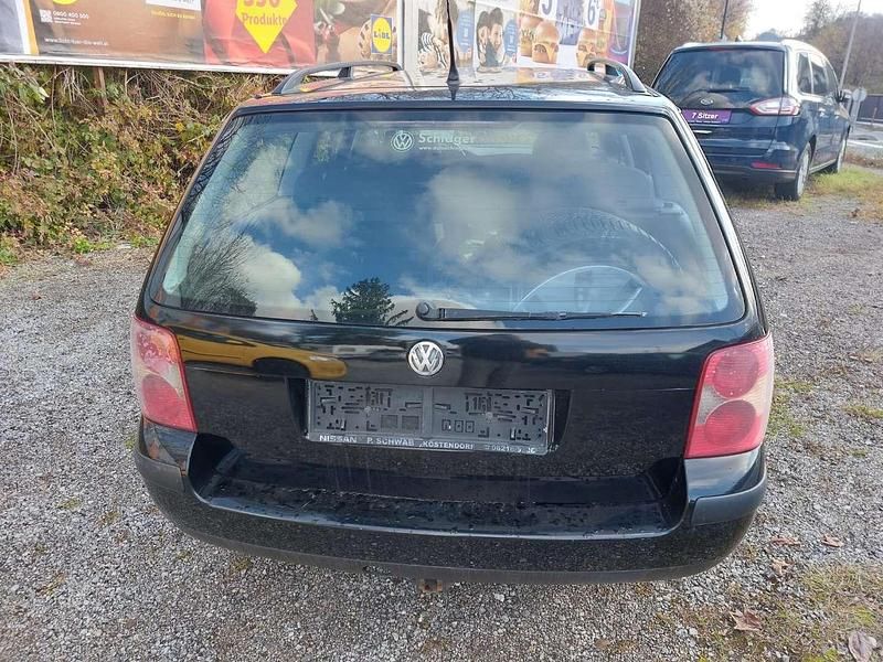 Gebraucht VW Passat 101 PS (74 kW) 2005 Schwarz Kombi