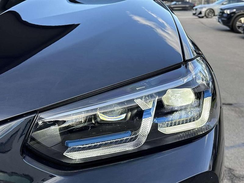 Gebraucht BMW X4 M Sport 184 PS (135 kW) 2024 Carbonschwarz SUV