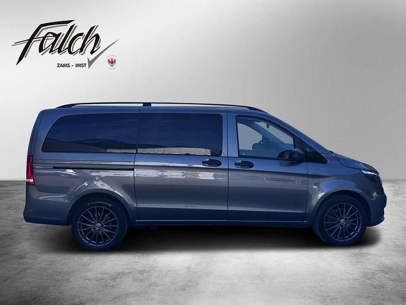 Gebraucht Mercedes Vito 190 PS (139 kW) 2023 Dunkelgrau  metallic Van