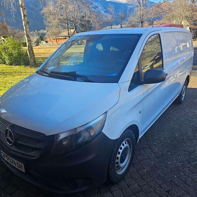 Gebraucht Mercedes Vito 102 PS (75 kW) 2021 Weiß Van