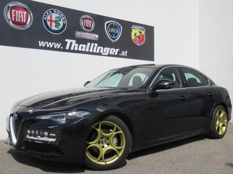 Gebraucht Alfa Romeo Giulia 150 PS (110 kW) 2016 Schwarz Limousine
